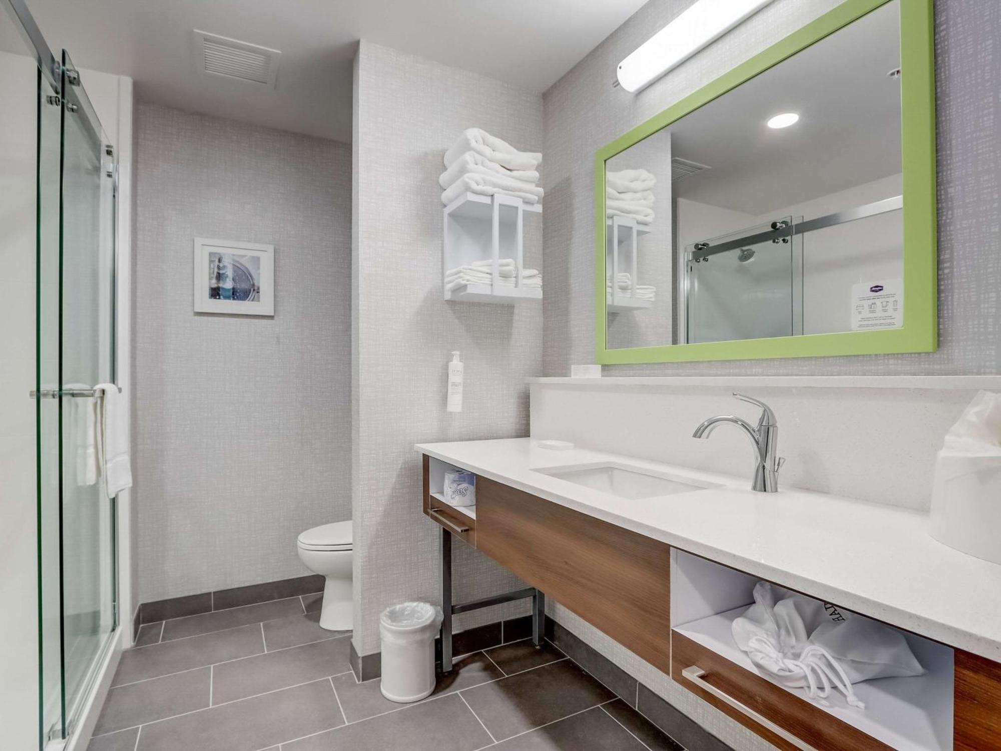 Hampton Inn & Suites Cincinnati Midtown Rookwood מראה חיצוני תמונה