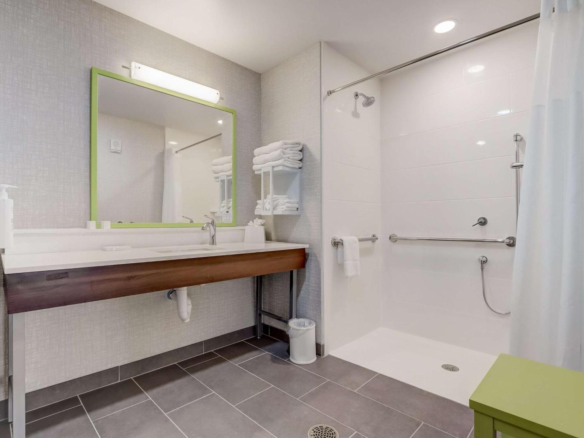 Hampton Inn & Suites Cincinnati Midtown Rookwood מראה חיצוני תמונה