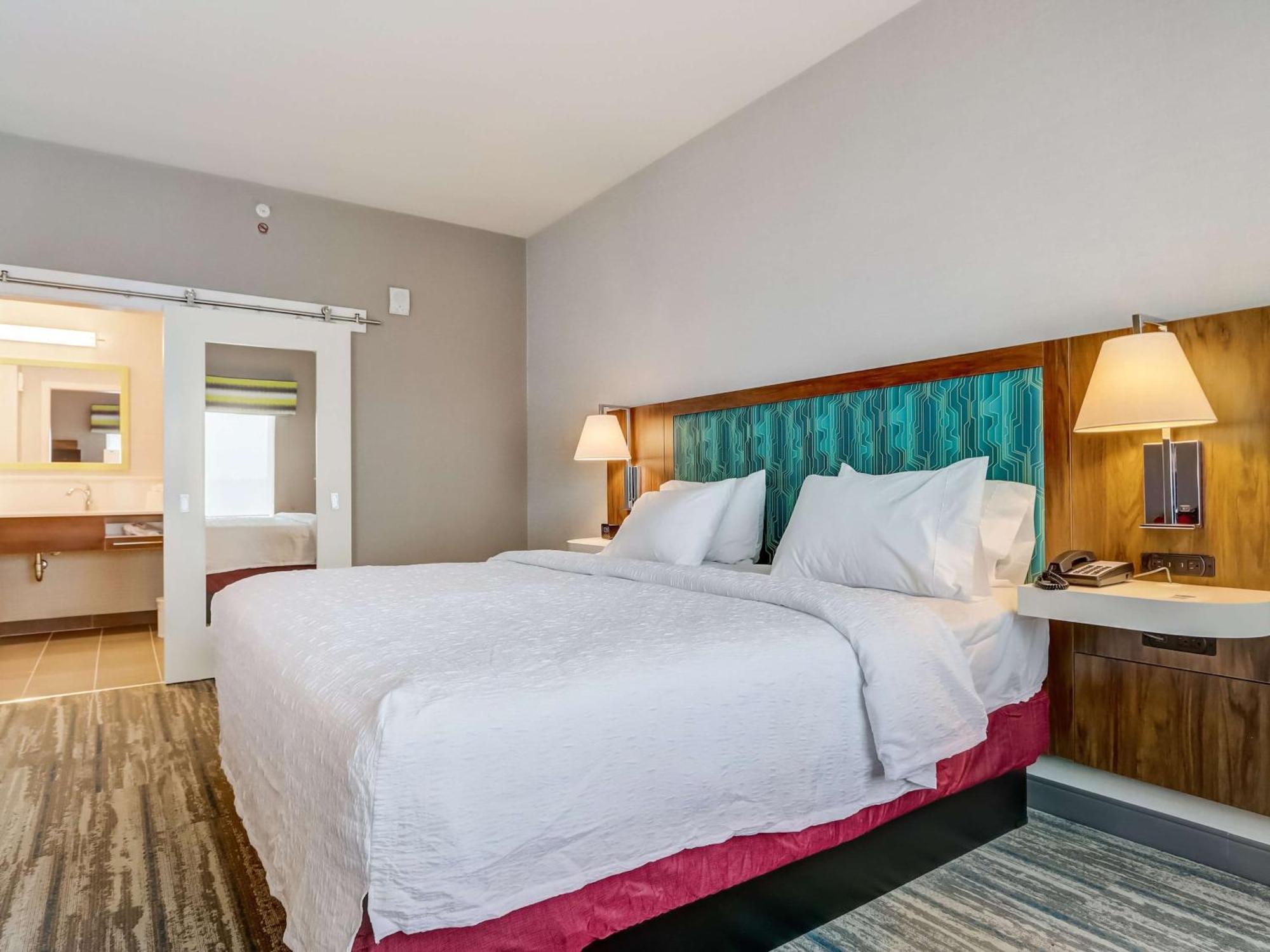 Hampton Inn & Suites Cincinnati Midtown Rookwood מראה חיצוני תמונה