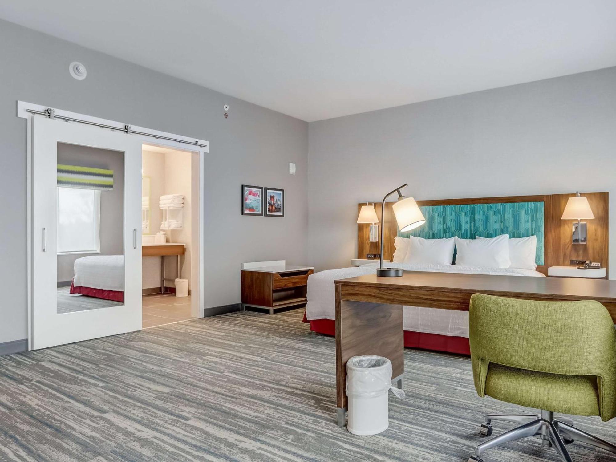 Hampton Inn & Suites Cincinnati Midtown Rookwood מראה חיצוני תמונה
