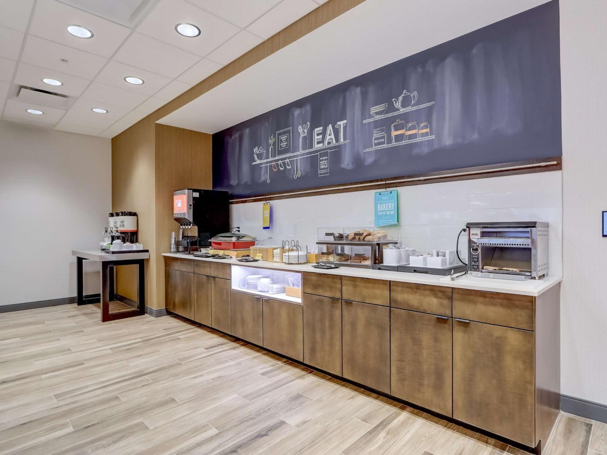 Hampton Inn & Suites Cincinnati Midtown Rookwood מראה חיצוני תמונה